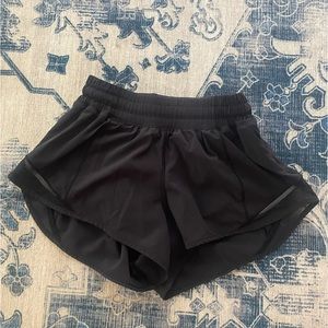 Lululemon Black Athletic Shorts 🖤